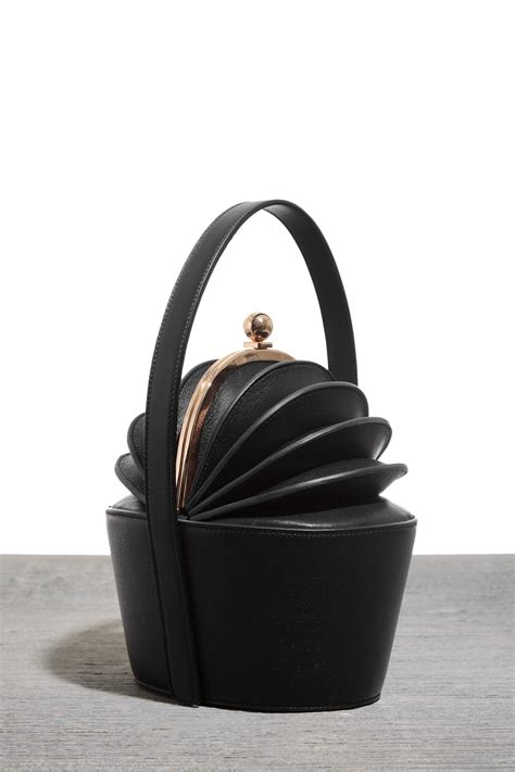 gabriela hearst bag replica